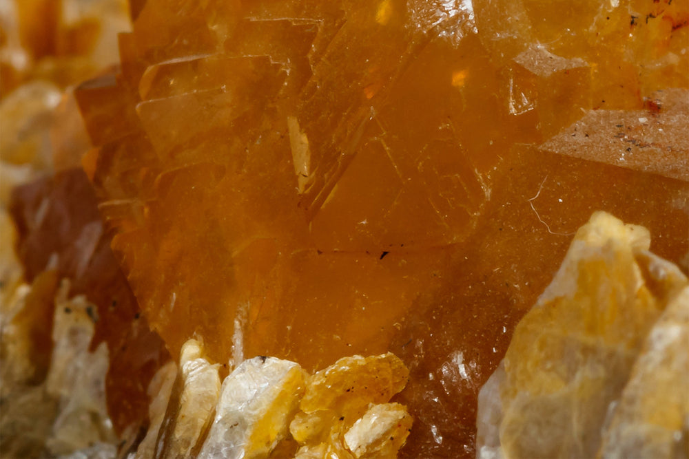 Sheelite Stone: History, Formation, & Metaphysical Properties