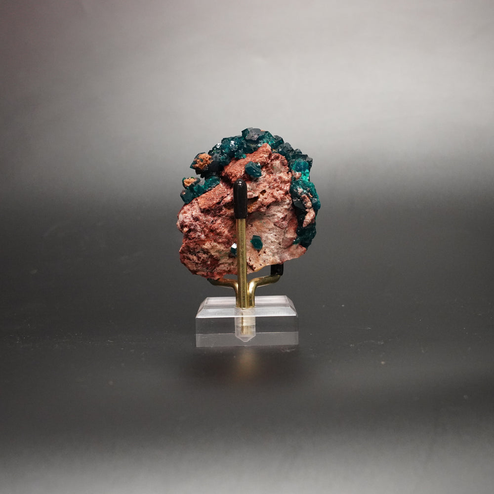 Dioptase Crystal – Vivid Green Stone from Congo