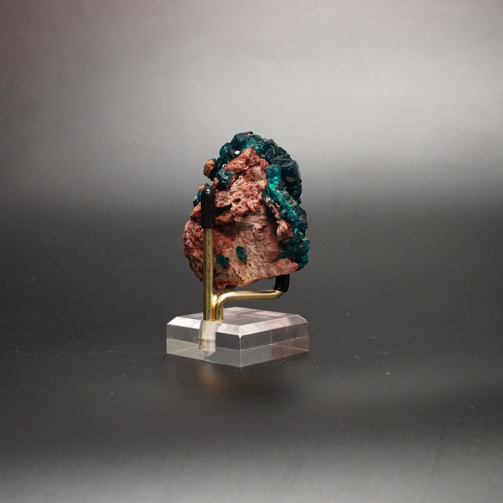 Dioptase Crystal – Vivid Green Stone from Congo