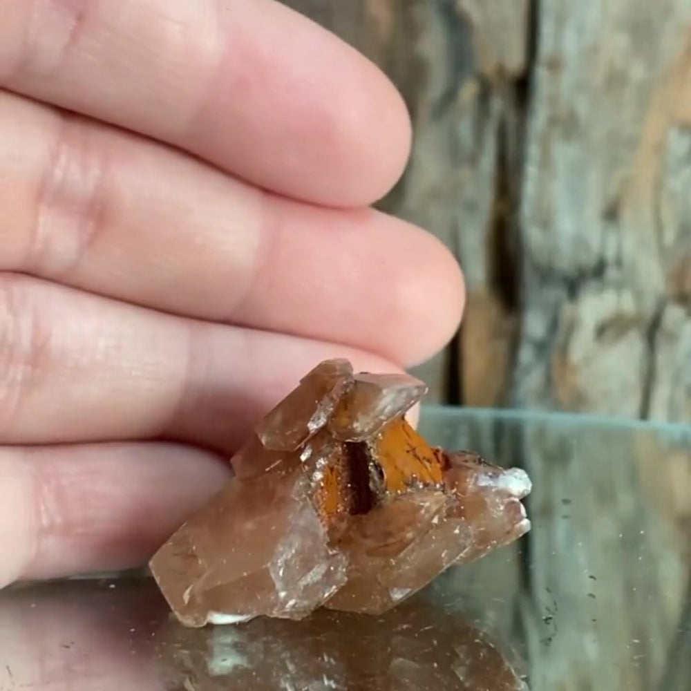 3.5cm 18g Calcite with Iron Oxide Inclusion, Leaping Mine, Hunan, China