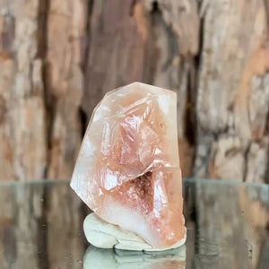 4cm 32g Calcite with Iron Oxide Inclusion, Leaping Mine, Hunan, China