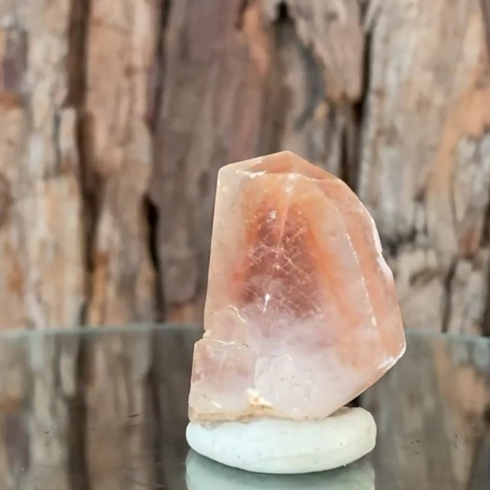 4cm 32g Calcite with Iron Oxide Inclusion, Leaping Mine, Hunan, China