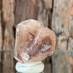 4cm 35g Calcite with Iron Oxide Inclusion, Leaping Mine, Hunan, China
