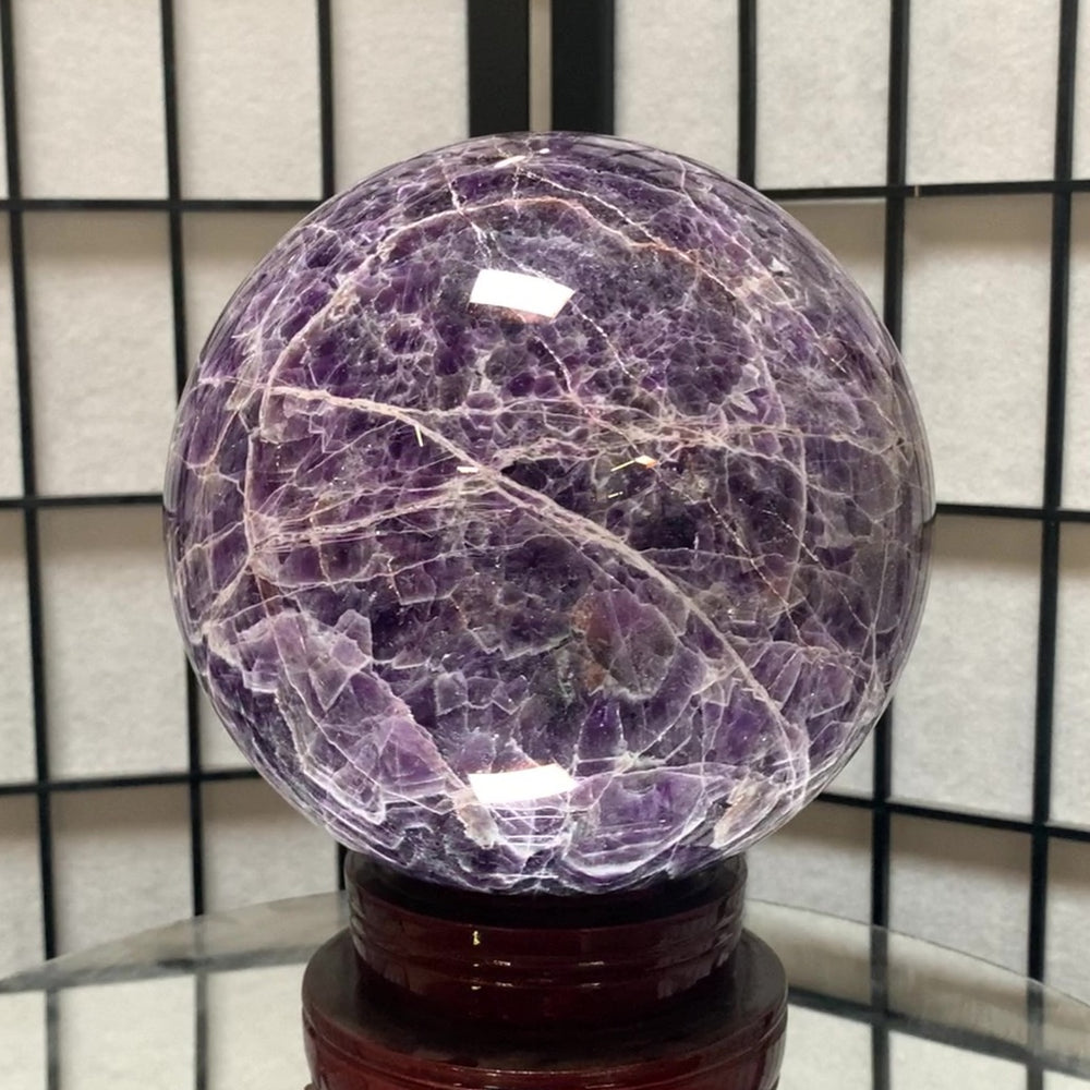 17.5cm 7.21kg Polished Chevron Banded Amethyst Sphere from Zambia