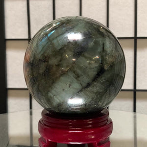 
            
                Load image into Gallery viewer, 11.5cm 2.47kg Polished Labradorite Sphere from Madagascar
            
        