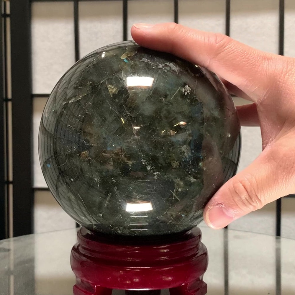 12.5cm 3.07kg Polished Labradorite Sphere from Madagascar