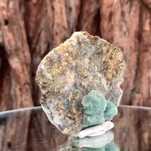 
            
                Load image into Gallery viewer, 7cm 90g Mint Green Botryoidal Fluorite, Hunan, China
            
        