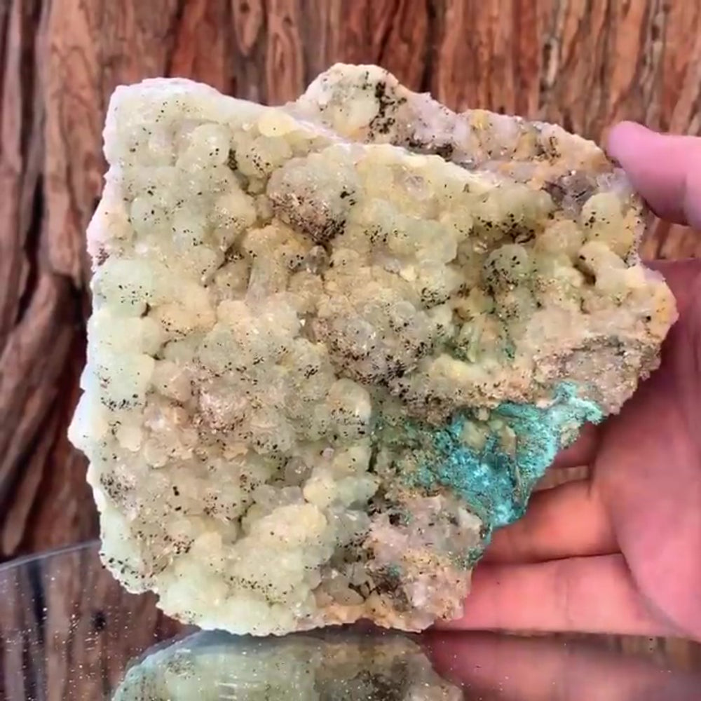 15cm 1.05kg Prehnite and Quartz from Yunnan, China