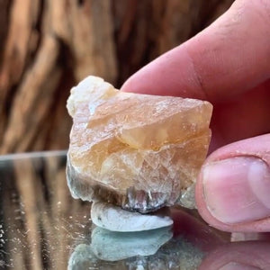 3.5cm 72g Scheelite from Mt. Xuebaoding, Sichuan, China