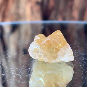 2.1cm 12g Scheelite from Mt. Xuebaoding, Sichuan, China