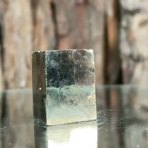 
            
                Load image into Gallery viewer, 2cm 28g Spanish Pyrite from Navajún, La Rioja, Spain
            
        