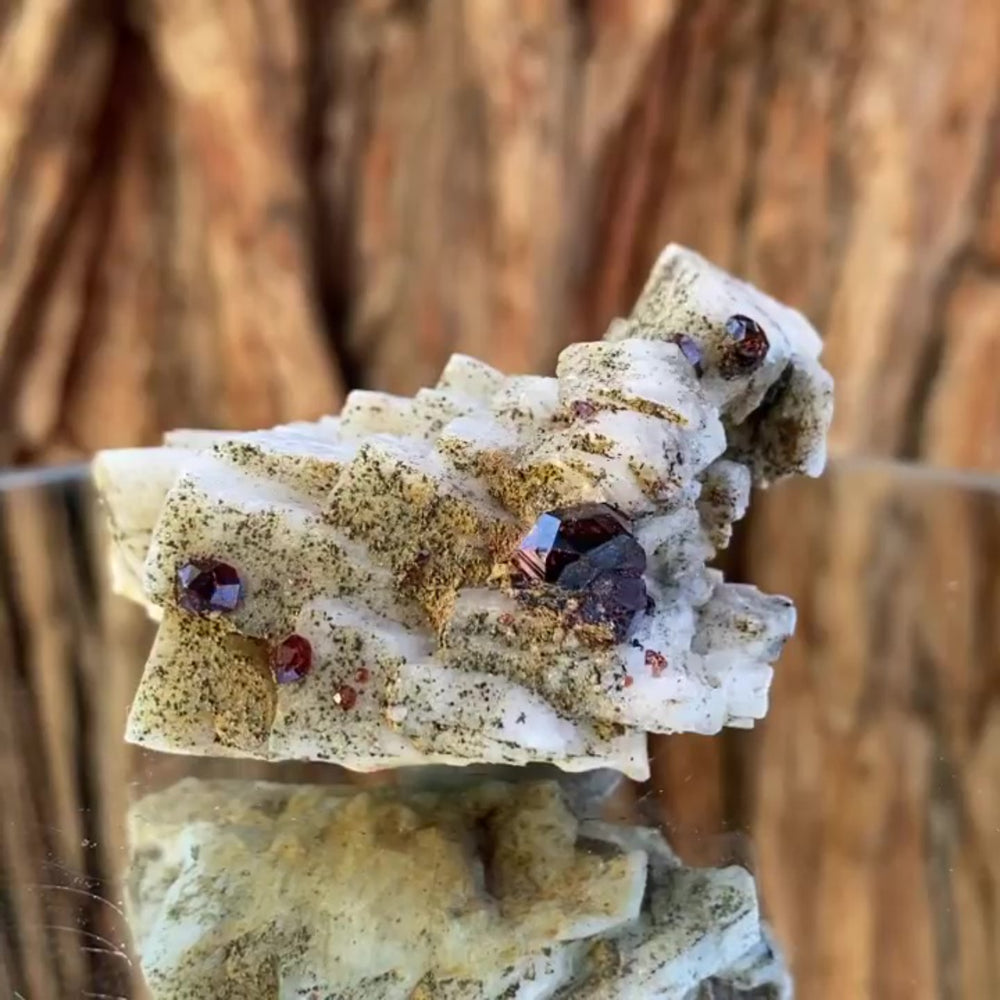 6.5cm 76g Garnet from Skardu, Pakistan