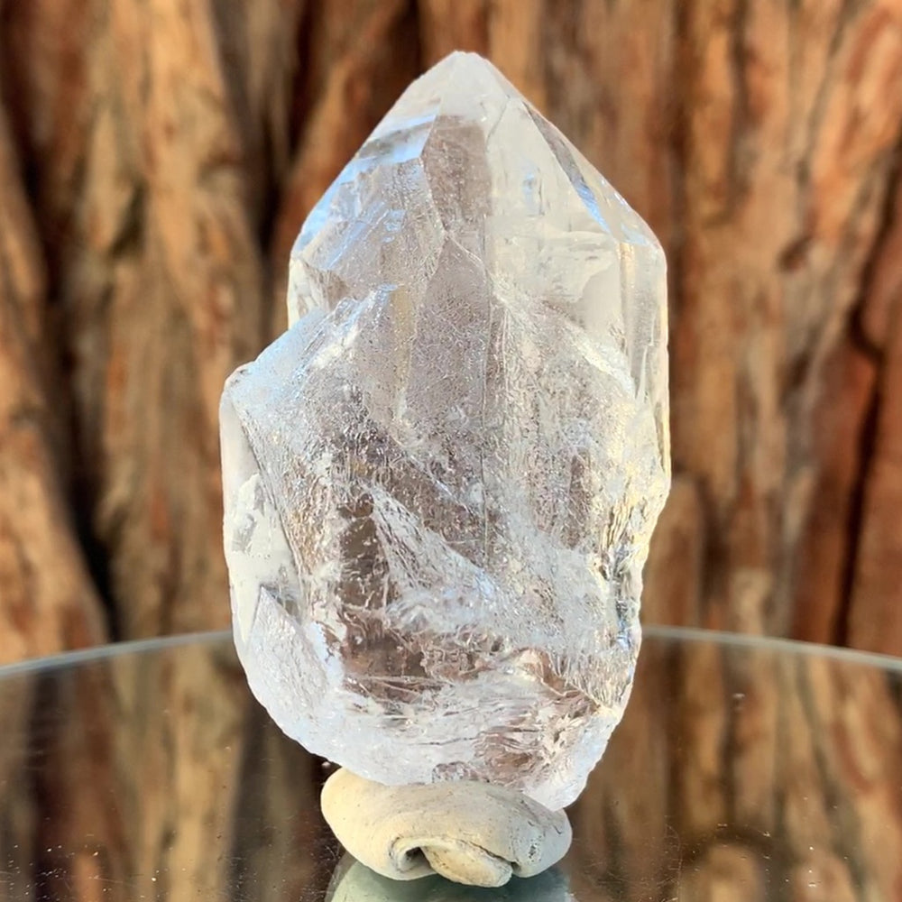 
            
                Load image into Gallery viewer, 8cm 136g Himalayan Clear Quartz from Skardu, Pakistan
            
        