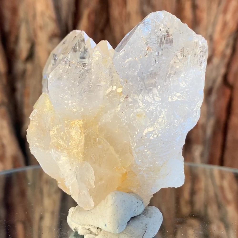 
            
                Load image into Gallery viewer, 7.5cm 228g Himalayan Clear Quartz from Skardu, Pakistan
            
        