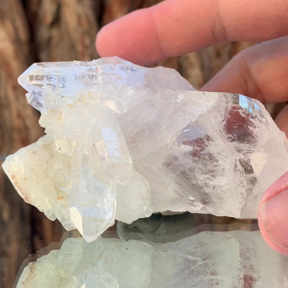 
            
                Load image into Gallery viewer, 9cm 154g Himalayan Clear Quartz from Skardu, Pakistan
            
        