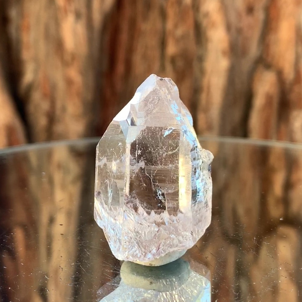 
            
                Load image into Gallery viewer, 4cm 30g Himalayan Clear Quartz from Skardu, Pakistan
            
        