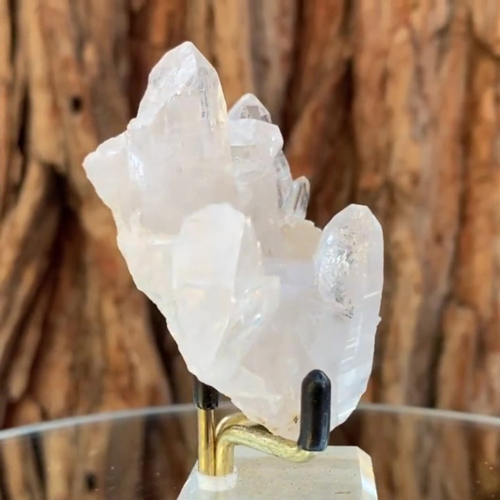 
            
                Load image into Gallery viewer, 6cm 116g Himalayan Clear Quartz from Skardu, Pakistan
            
        