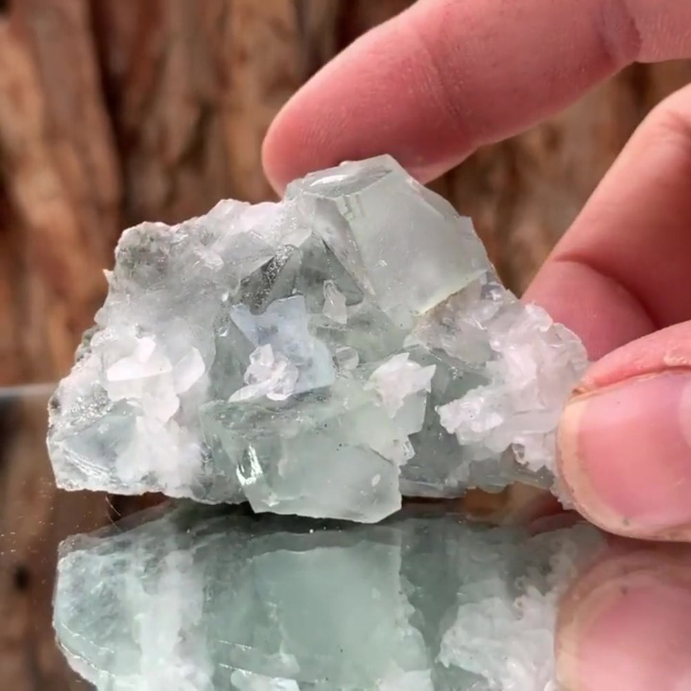 6cm 85g Mint Green Fluorite and Calcite, Xianghualing Mine, Hunan, China