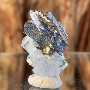 3cm 12g Wolframite & Fluorite from Yaogangxian Mine, Hunan, China