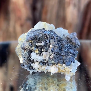 3cm 20g Wolframite & Quartz from Yaogangxian Mine, Hunan, China