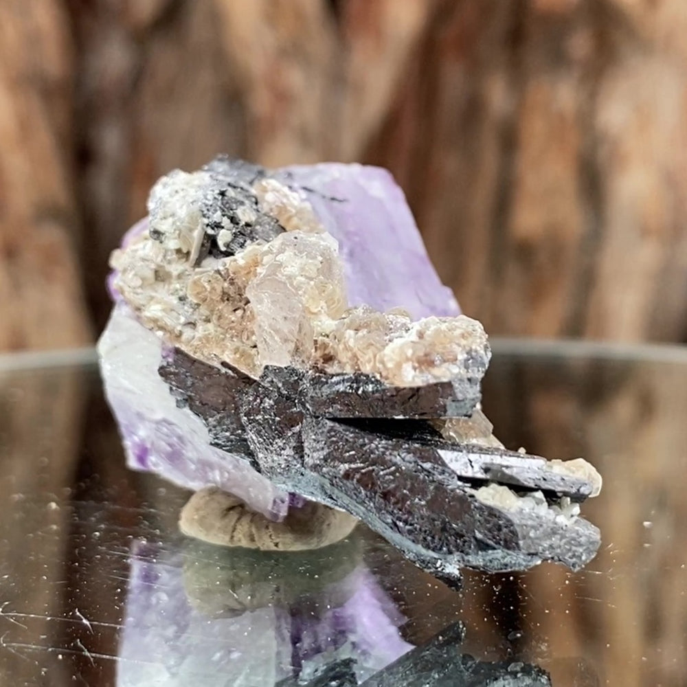 
            
                Load image into Gallery viewer, 5cm 54g Purple Fluorite from Xianghuapu Mine, Hunan, CN
            
        