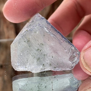 4.5cm 38g Clear Fluorite with Inclusion from Xianghuapu Mine, Hunan, CN