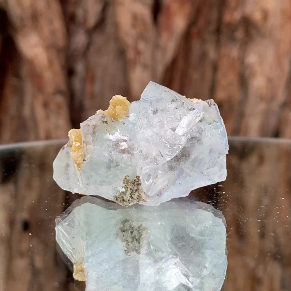 4cm 42g Clear Fluorite from Xianghuapu Mine, Hunan, CN