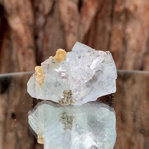 4cm 42g Clear Fluorite from Xianghuapu Mine, Hunan, CN