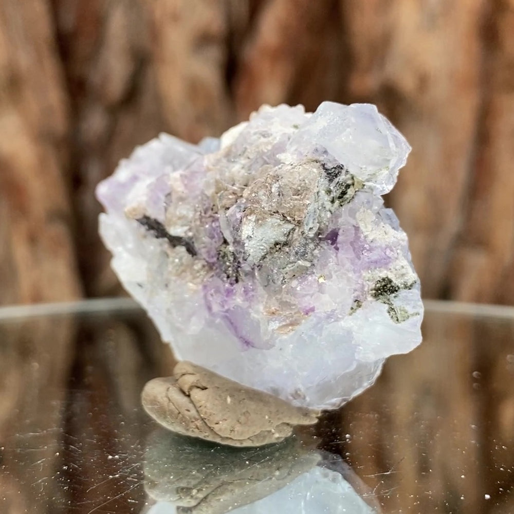 
            
                Load image into Gallery viewer, 5cm 46g Purple Fluorite from Xianghuapu Mine, Hunan, CN
            
        