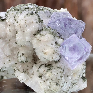 5.5cm 72g Purple Fluorite and Quartz from Xianghuapu Mine, Hunan, CN