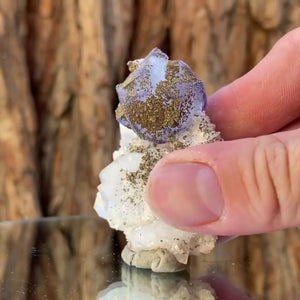 5.5cm 56g Clear Fluorite and Quartz from Xianghuapu Mine, Hunan, CN