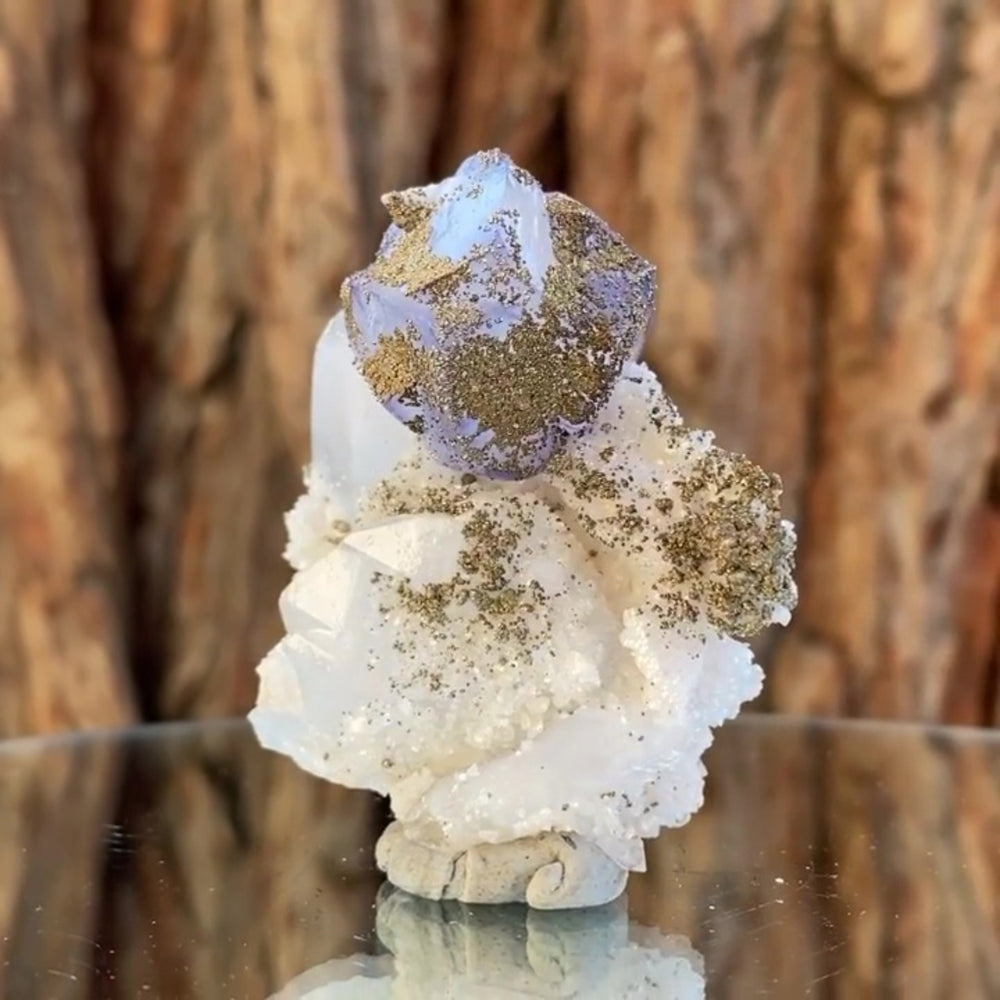 5.5cm 56g Clear Fluorite and Quartz from Xianghuapu Mine, Hunan, CN