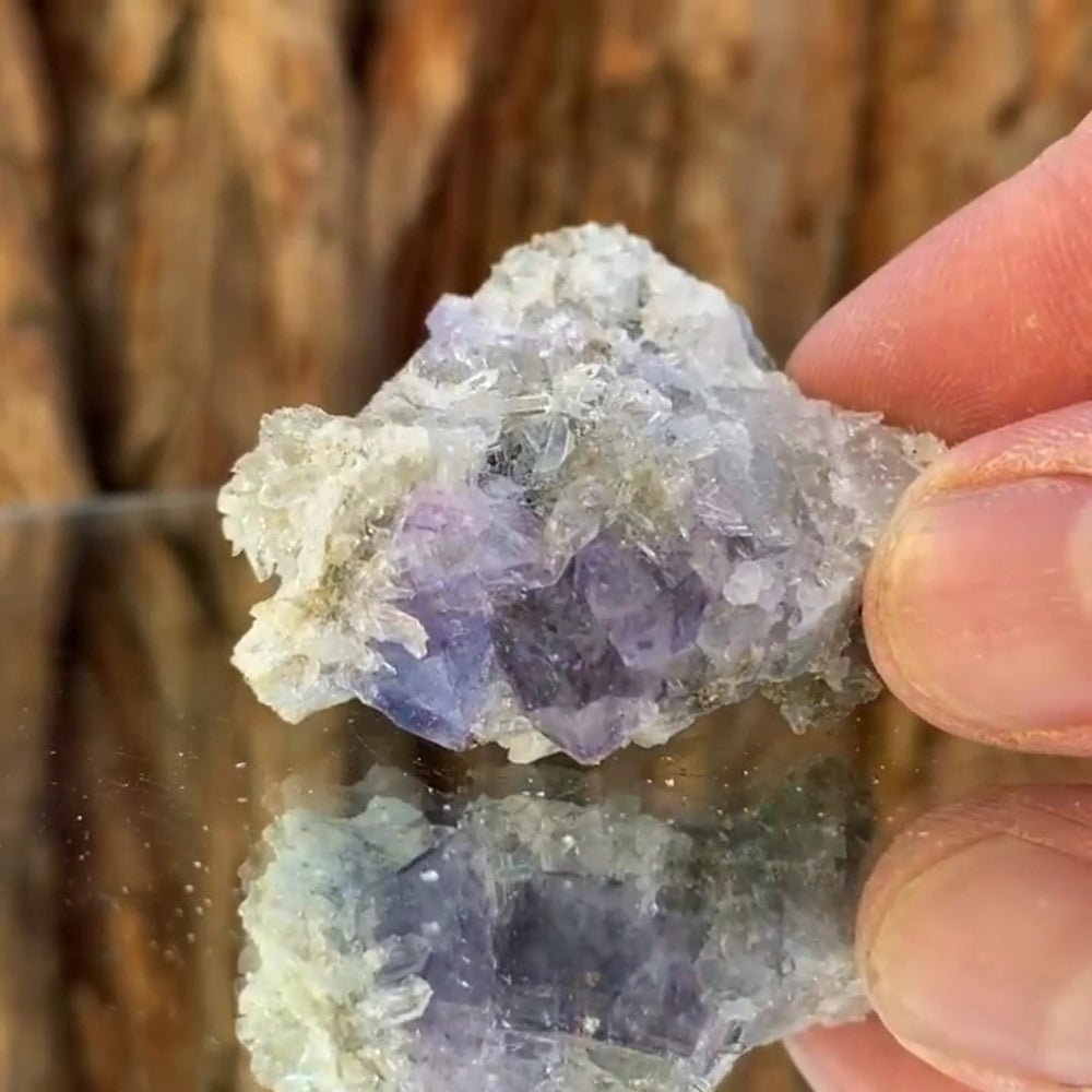 4cm 30g Clear Fluorite and Quartz from Xianghuapu Mine, Hunan, CN
