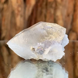 
            
                Load image into Gallery viewer, 4.5cm 34g Clear Fluorite and Quartz from Xianghuapu Mine, Hunan, CN
            
        