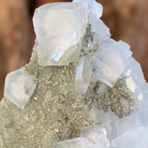 4.5cm 58g Clear Fluorite and Quartz from Xianghuapu Mine, Hunan, CN
