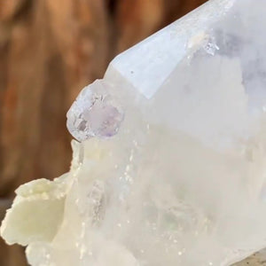 6cm 88g Clear Fluorite and Quartz from Xianghuapu Mine, Hunan, CN