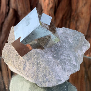 
            
                Load image into Gallery viewer, 10cm 650g Spanish Pyrite Cube on Matrix from Navajun, La Rioja, Spain
            
        