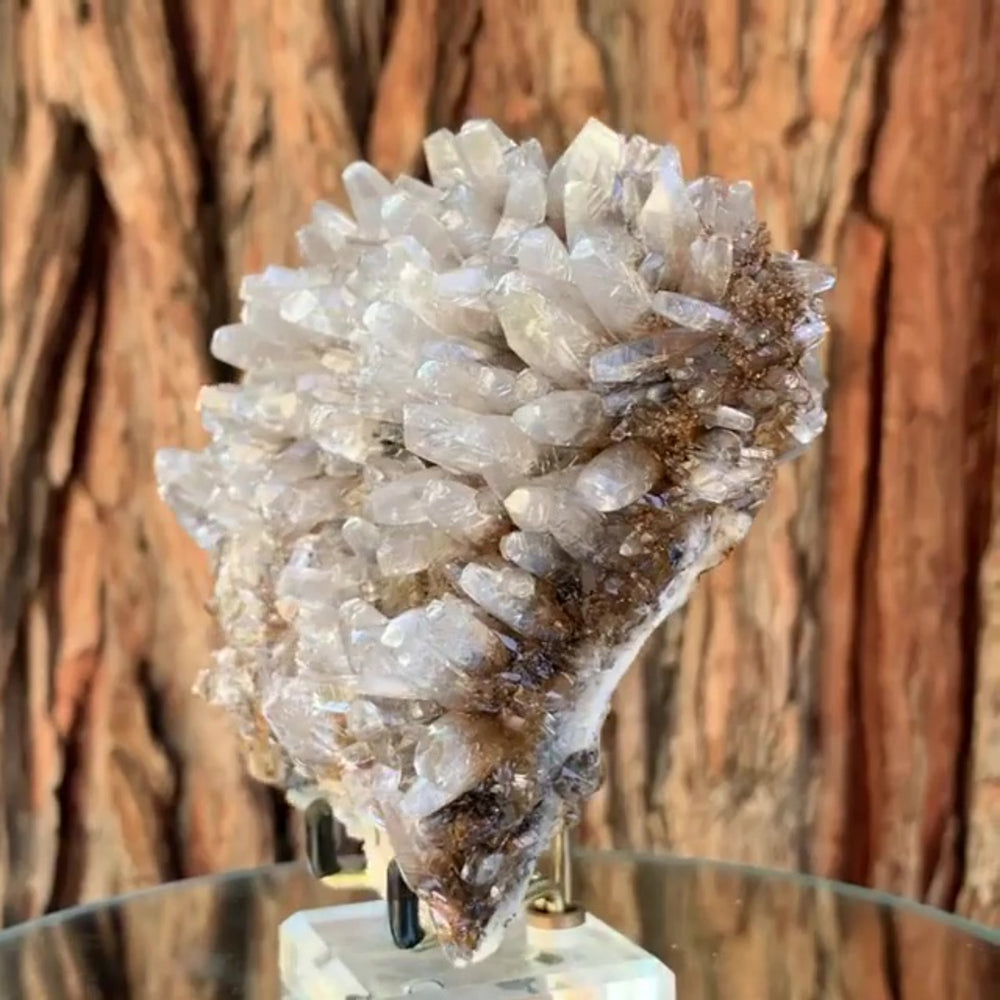 
            
                Load image into Gallery viewer, 14cm 848g Calcite with Pyrolusite Inclusion from Fujian, China
            
        