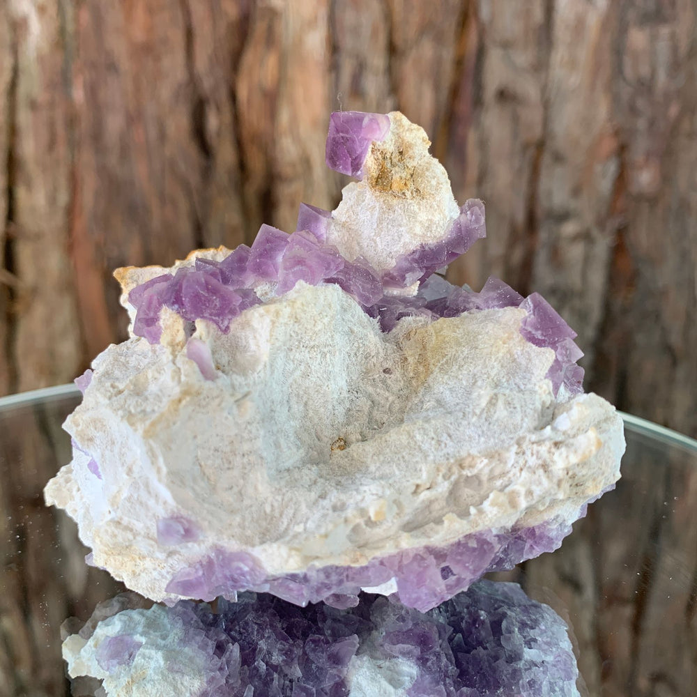 
            
                Load image into Gallery viewer, 8.4cm 230g Octahedral Purple Fluorite from Sanming Mine, Zhejoiang Province, China
            
        