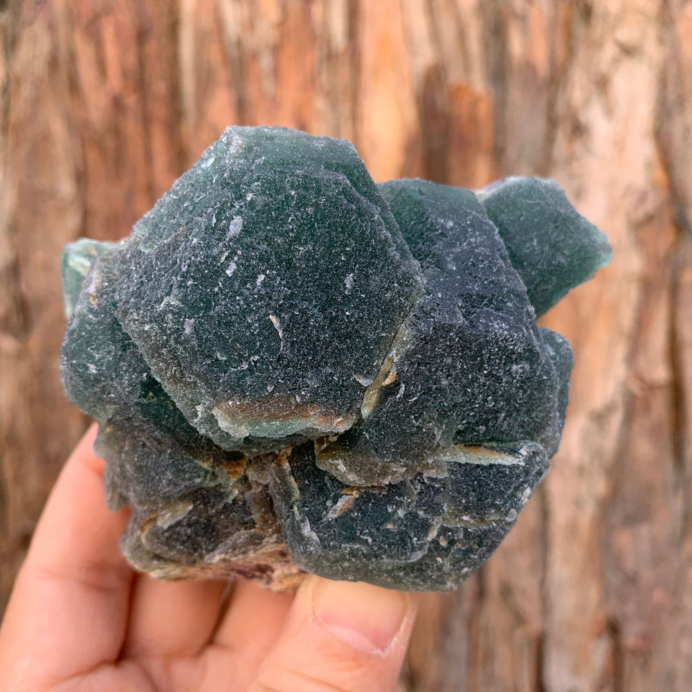 9.3cm 612g Green Fluorite from Heilongjiang, China