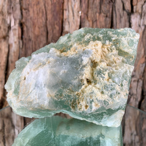 
            
                Load image into Gallery viewer, 13cm 2.13kg Green Fluorite from Heilongjiang, China
            
        