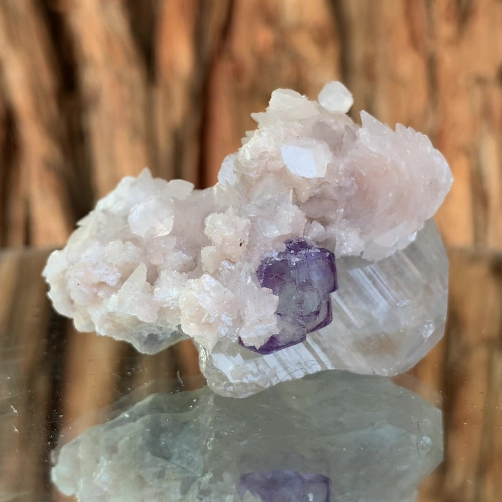 
            
                Load image into Gallery viewer, 5.5cm 62g Purple Fluorite, Clear Quartz, Calcite from Yaogangxian Mine, China
            
        