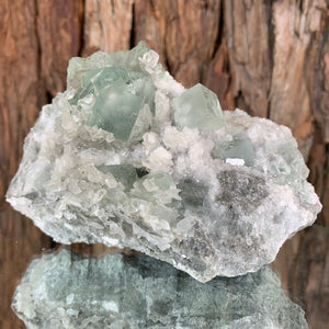 13cm 722g Green Fluorite with Calcite from Xianghualing, Hunan, China