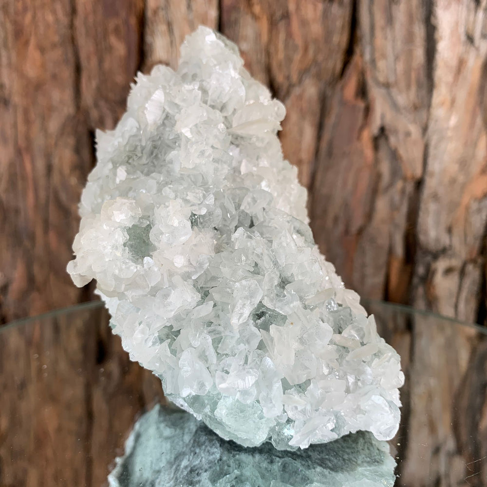 11cm 516g Green Fluorite with Calcite from Xianghualing, Hunan, China