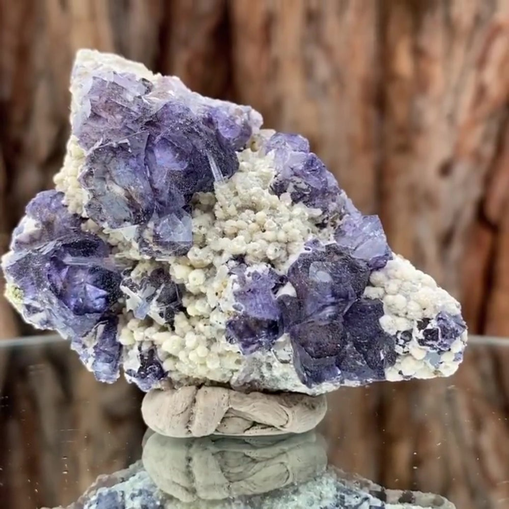 6.5cm 95g Purple Fluorite from Huanggang Mine, Inner Mongolia, China