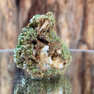 
            
                Load image into Gallery viewer, 3.4cm 44g Pyromorphite from Daoping Mine, Guangxi, China
            
        