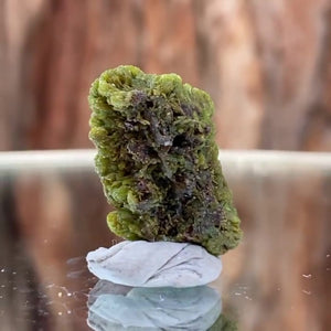 
            
                Load image into Gallery viewer, 2.2cm 10g Pyromorphite from Daoping Mine, Guangxi, China
            
        